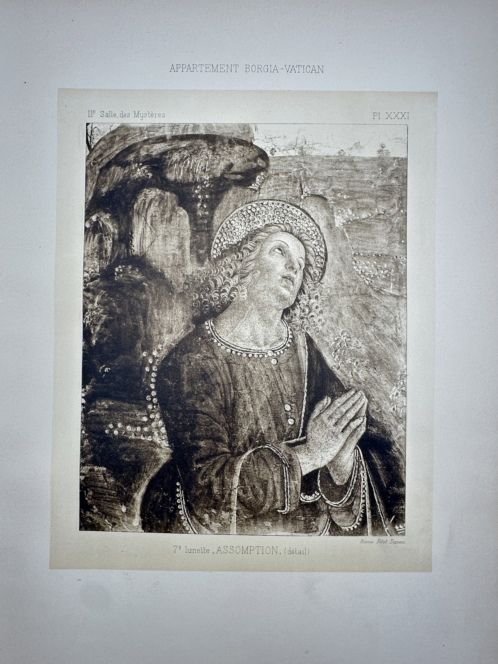 Pinturicchio, after – View of the Assumption of the Virgin (Detail) – Photogravure (20th: "Assomption (détail)" This work is a photogravure depicting a detail of a kneeling figure, likely an apostle, from the fresco of the Assumption of the Virgin located in the Hall of the Mysteries with