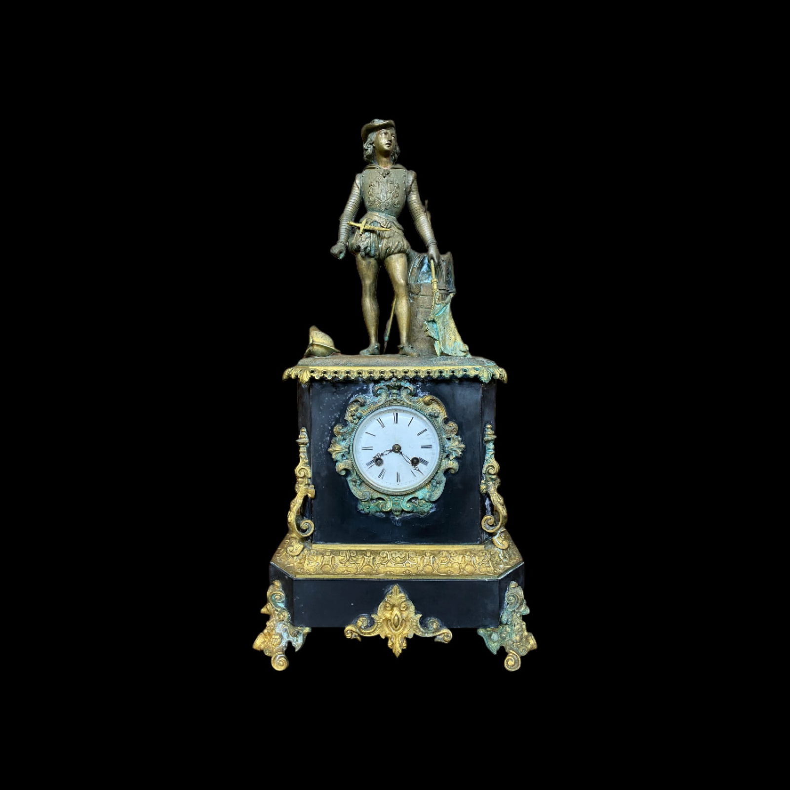 Large Vincent & Cie Medaille D'Argent Conquistador Mantel Clock (1 of 10)