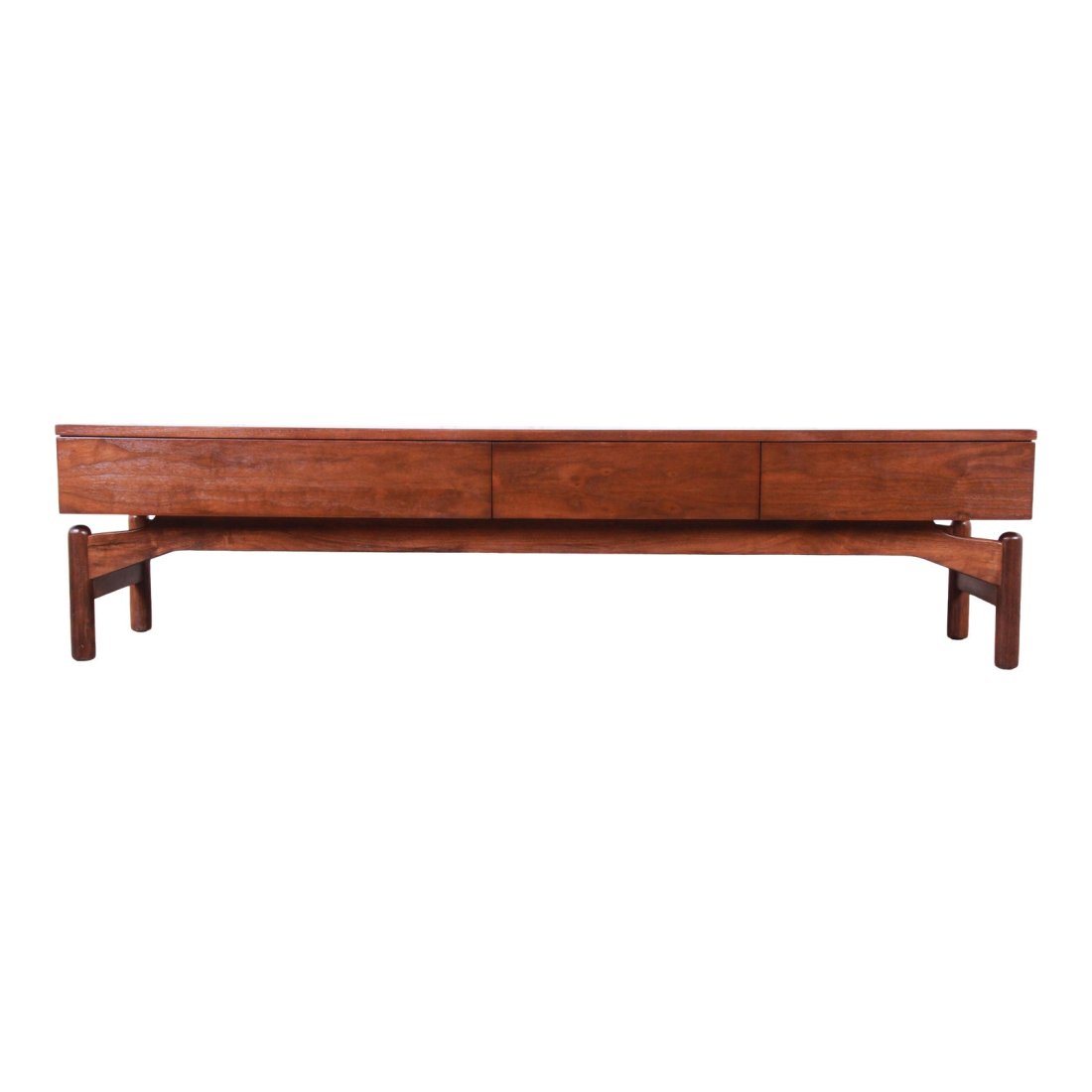 Greta Magnusson Grossman for Glenn of California Walnut Floating Top Coffee Table, 1950s: A rare and exceptional mid-century modern walnut floating top coffee table By Greta Magnusson Grossman for Glenn of California USA, 1950s Measures: 64.88"W x 17.88"D x 16.25"H. Excellent refinished co
