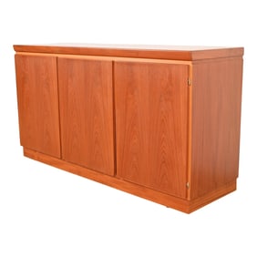 Skovby Danish Modern Teak Sideboard or Bar Cabinet, Circa 1970s