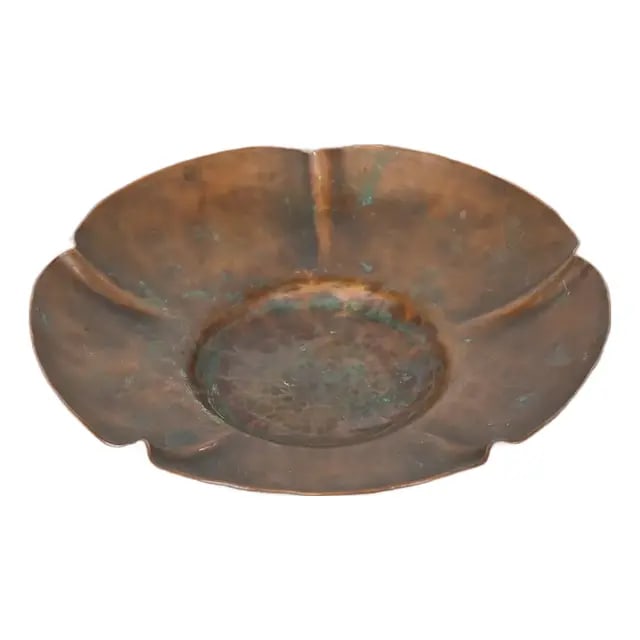 Roycroft Style Antique Arts & Crafts Hammered Copper Ashtray or Catchall (1 of 8)