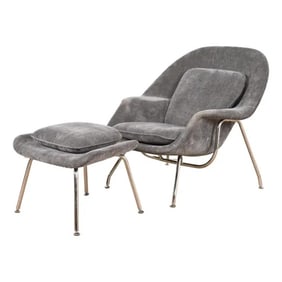 Eero Saarinen Mid-Century Modern Womb Chair and Ottoman