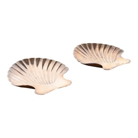 Tiffany & Co. Art Deco Sterling Silver Shell Form Catchall Trays, Pair
