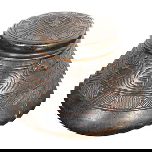 Tiffany Studios New York American Indian Patinated Bronze Inkwell: A gorgeous Art Deco or Arts & Crafts period patinated bronze inkwell in the "American Indian" pattern. By Tiffany Studios (signed to the underside) New York, USA, Early 20th Century Measures: 5.5"W x