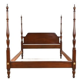 Henkel Harris Georgian Carved Mahogany Queen Size Poster Bed