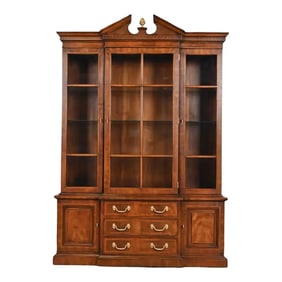 Henredon Georgian Carved Mahogany Lighted Breakfront Bookcase Cabinet