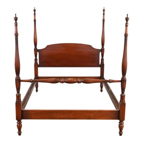 Kindel Furniture Georgian Carved Mahogany Full Size Poster Bed, Circa 1960s