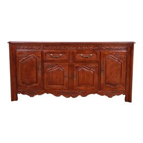 Thomasville French Provincial Louis XV Carved Walnut Sideboard Credenza