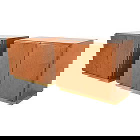 Milo Baughman for Thayer Coggin Burl Wood and Brass Bedside Chests, Newly Refinished: A gorgeous pair of Mid-Century Modern nightstands or bachelor chests By Milo Baughman for Thayer Coggin USA, 1970s Stunning burl wood, with brass plinth bases. Each measures: 32"W x 18"D x 25.75"H. Sh