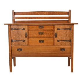 Gustav Stickley Antique Mission Oak Arts & Crafts Strap Hinge Sideboard, Circa 1910
