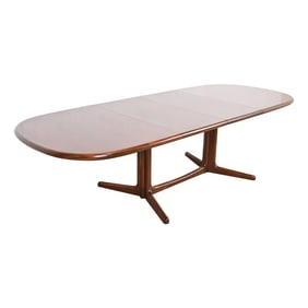 Niels Møller for Gudme Møbelfabrik Danish Modern Sculpted Rosewood Dining Table, Newly Refinished