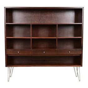 Paul McCobb Mid-Century Modern Walnut Bookcase on Hairpin Legs, Newly Refinished