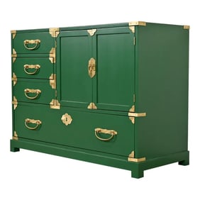 Century Furniture Hollywood Regency Chinoiserie Green Lacquered Commode or Chest of Drawers