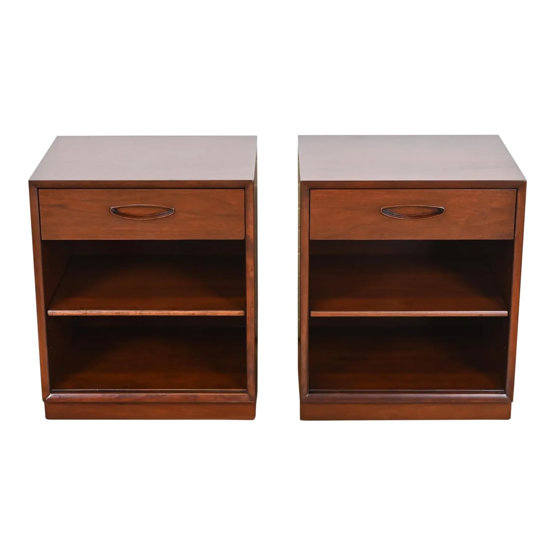 Henredon Mid-Century Modern Walnut Nightstands, Newly Refinished (1 of 12)