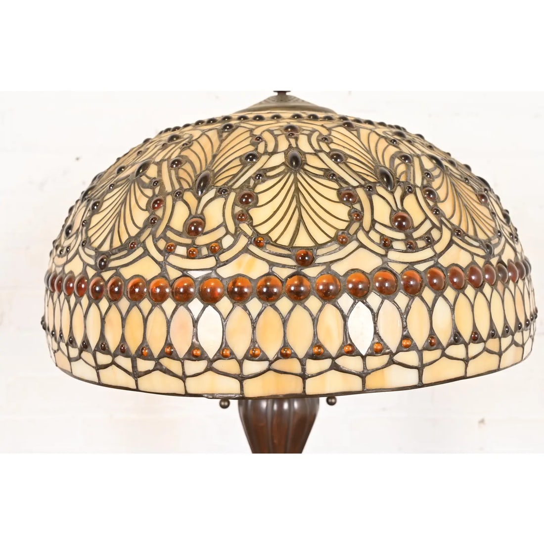 Tiffany Studios Style Arts & Crafts Table Lamp With Jeweled Stained Glass Shade - 8