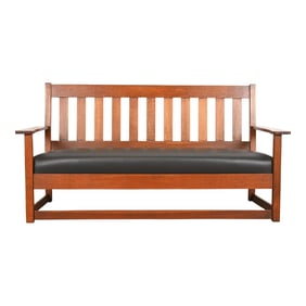 Charles Stickley Antique Mission Oak Arts & Crafts Settle Sofa or Bench, Circa 1900