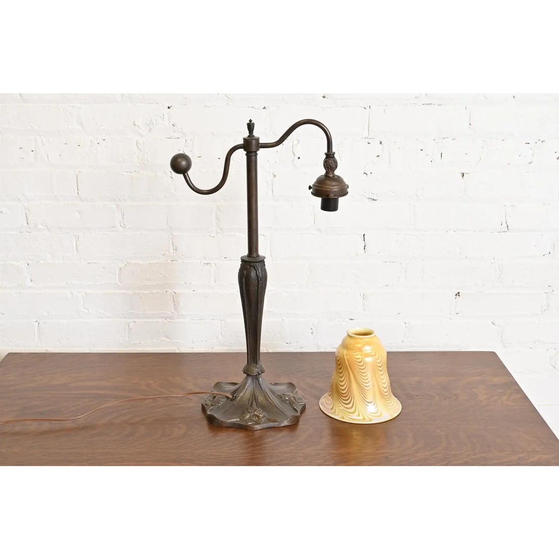 Tiffany Studios Style Art Nouveau Bronze Counterbalance Desk Lamp - 8