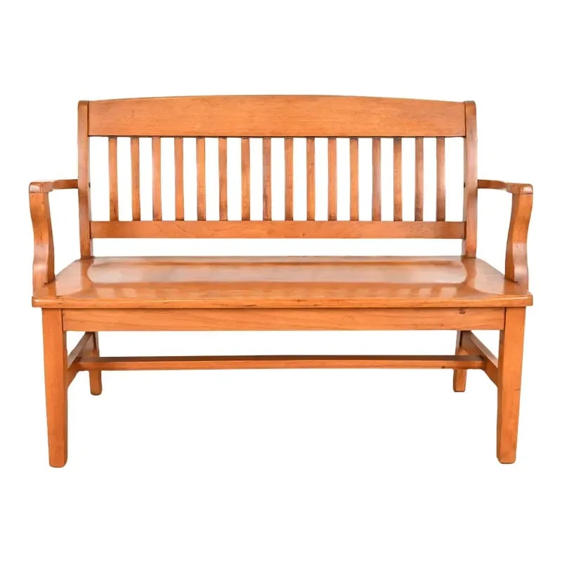 Vintage Arts & Crafts Solid Oak Lawyer's Bench, Circa 1940s: An exceptional Arts & Crafts solid oak banker or lawyer benchUSA, Circa 1940sMeasures: 52.75" W x 18.75" D x 35.5" H. Seat height 18"; Arm height 28.25".Very good original vintage condition. 