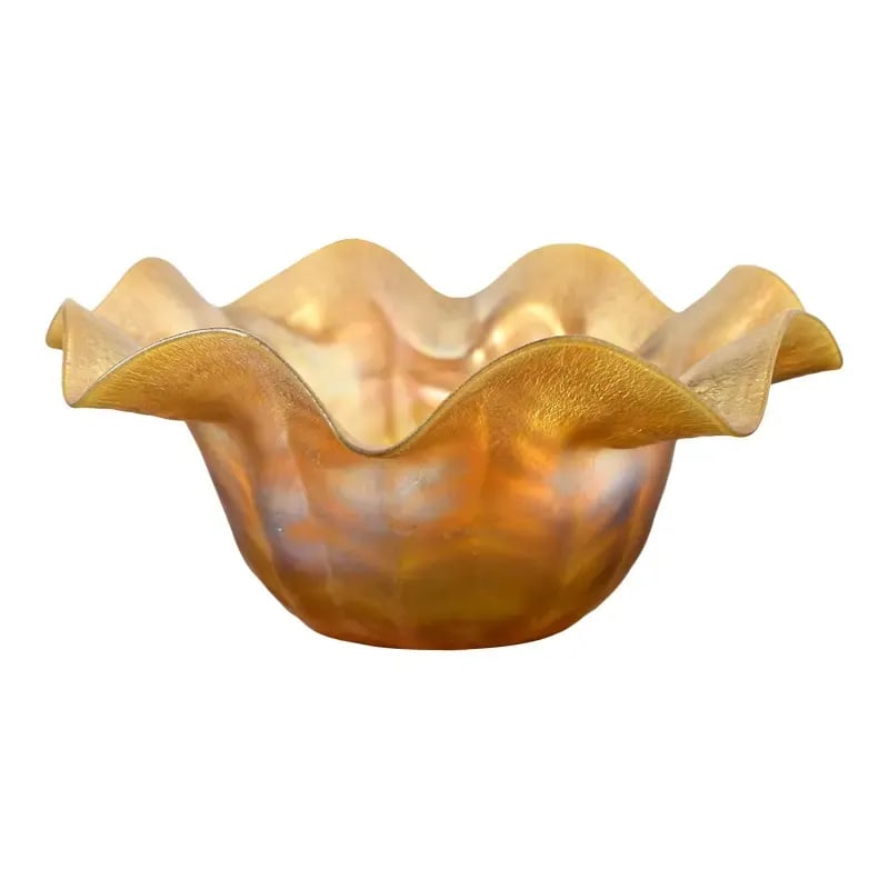 Louis Comfort Tiffany Favrile Iridescent Art Glass Floriform Bowl With Flared and Ruffled Edge (1 of 11)