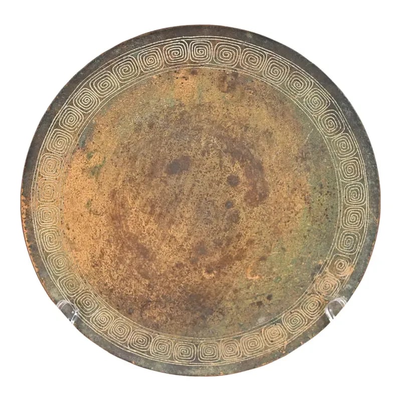 Tiffany Studios New York Greek Key Bronze Footed Charger Plate or Tray: A gorgeous Arts & Crafts or Art Deco period bronze footed charger plate or serving tray with a Greek Key pattern By Tiffany Studios (signed to the underside) New York, USA, Early 20th Century Measures