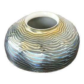 Louis Comfort Tiffany Favrile Iridescent Art Glass Damascene Lamp Shade, Circa 1910