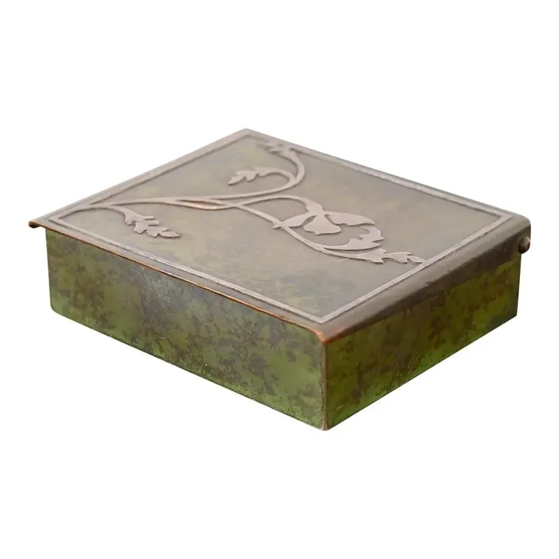 Heintz Arts & Crafts Sterling Silver on Bronze Humidor or Cigarette Box: A gorgeous Arts & Crafts period desk box, humidor, or cigarette box with verdigris green patina By Heintz Art Metal Shop USA, Early 20th Century Sterling silver on bronze, with cedar lined interior. M