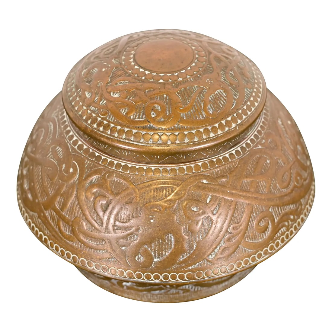 Marshall Field & Co. Antique Viking Bronze Inkwell, Circa 1910: A gorgeous Art Deco or Arts & Crafts period "Viking" collection bronze inkwell In the manner of Tiffany Studios By Marshall Field & Co. USA, Circa 1910 Measures: 5"W x 5"D x 4"H. Very good original vi