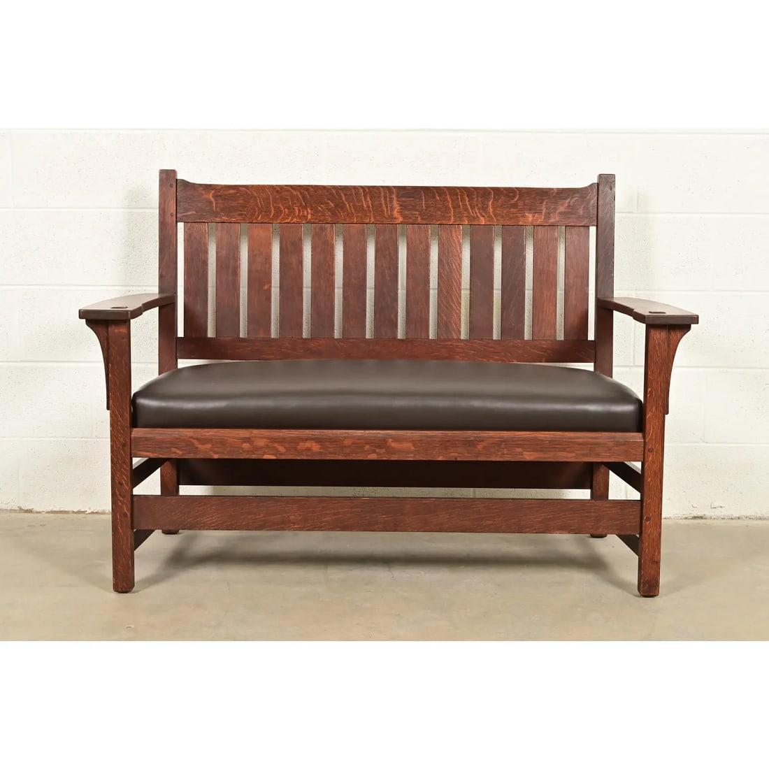 L. & J. G. Stickley Antique Mission Oak Arts & Crafts Bench or Settle Sofa, Circa 1910 - 2