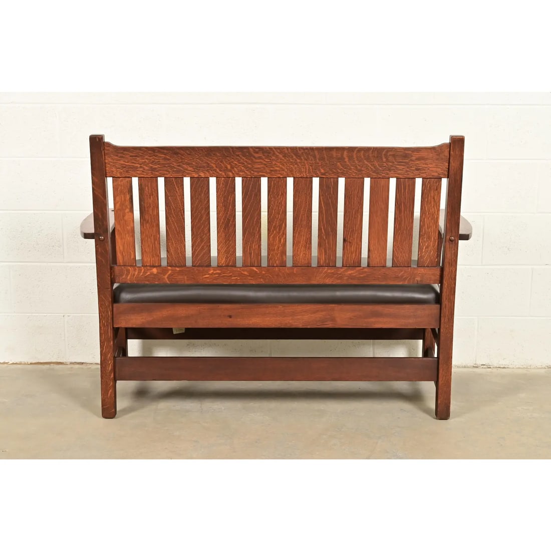 L. & J. G. Stickley Antique Mission Oak Arts & Crafts Bench or Settle Sofa, Circa 1910 - 9
