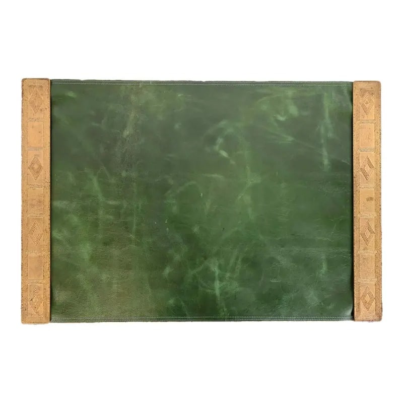 Tiffany Studios New York Graduate Pattern Bronze Doré Blotter Ends With Leather Desk Blotter: A gorgeous pair of Art Deco or Arts & Crafts period gilt bronze blotter ends in the "Graduate" pattern, with a custom green leather desk blotter. By Tiffany Studios (signed to the underside of blotter
