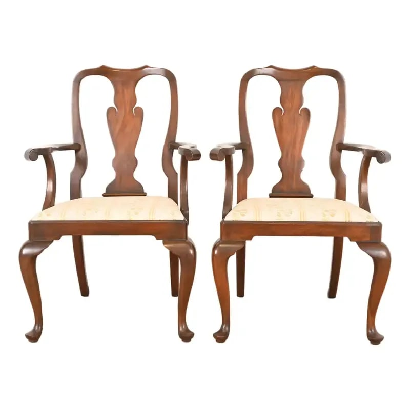 Henkel Harris Queen Anne Solid Mahogany Armchairs or Dining Captain Chairs, Pair (1 of 13)
