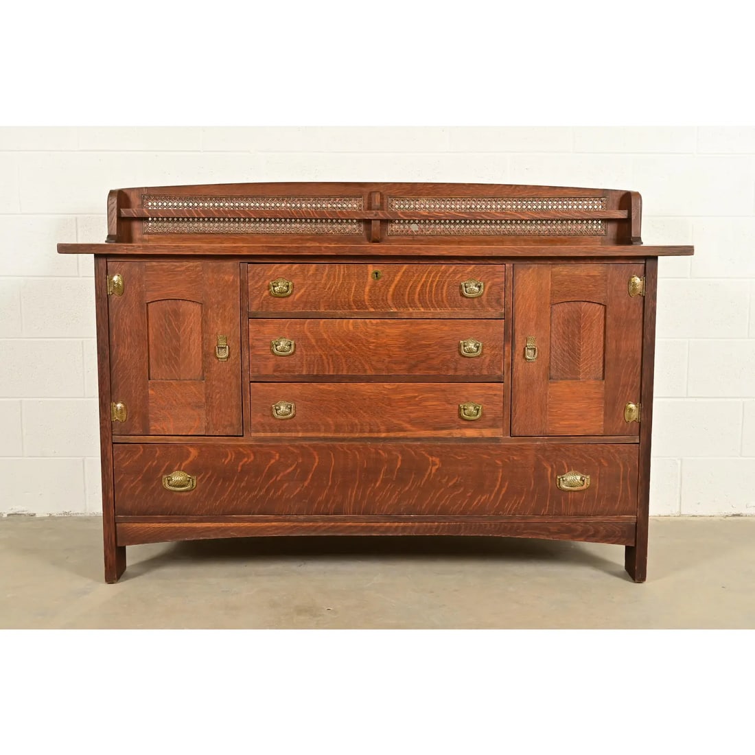 Lifetime Furniture Antique Mission Oak Arts & Crafts Sideboard, Circa 1910 - 17