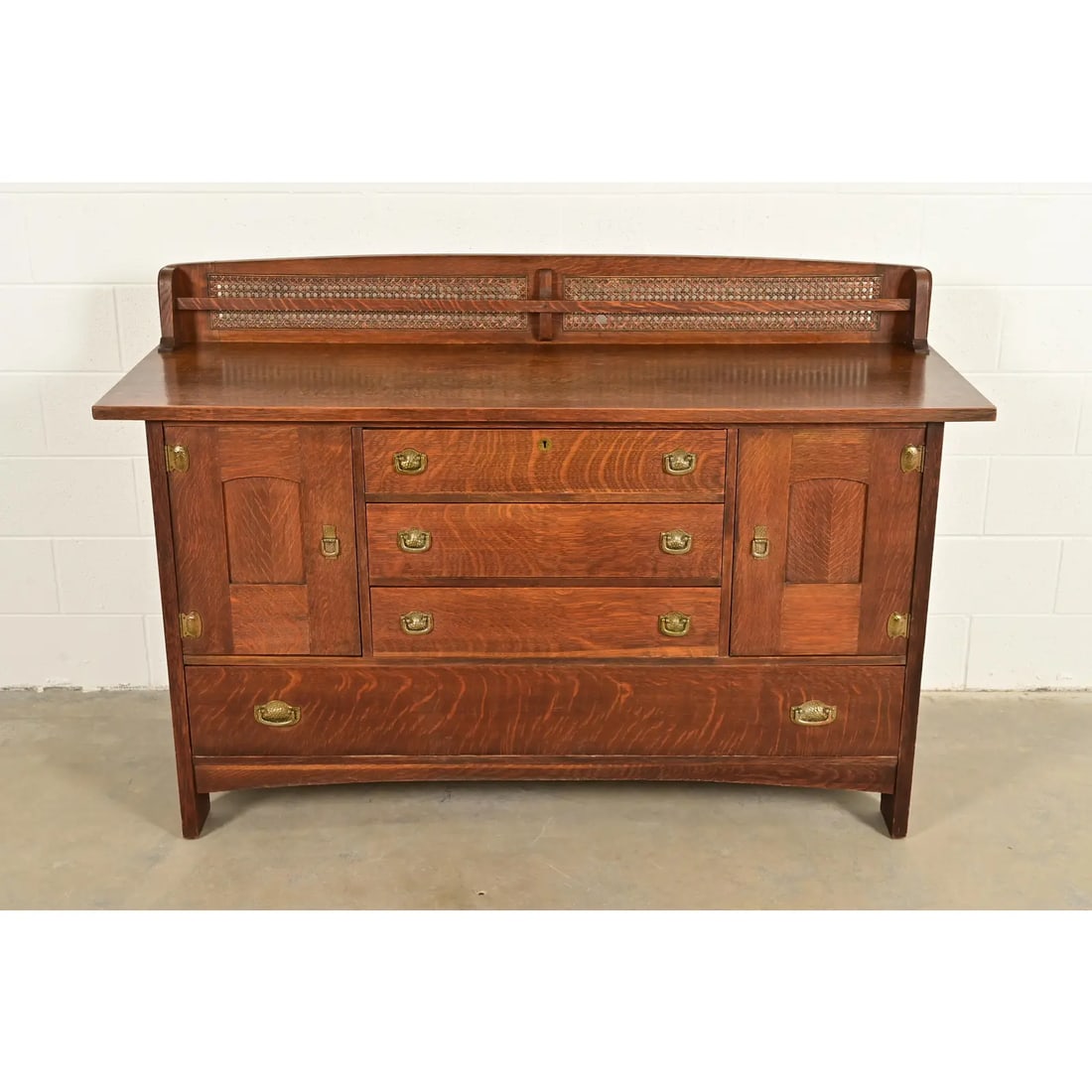 Lifetime Furniture Antique Mission Oak Arts & Crafts Sideboard, Circa 1910 - 2