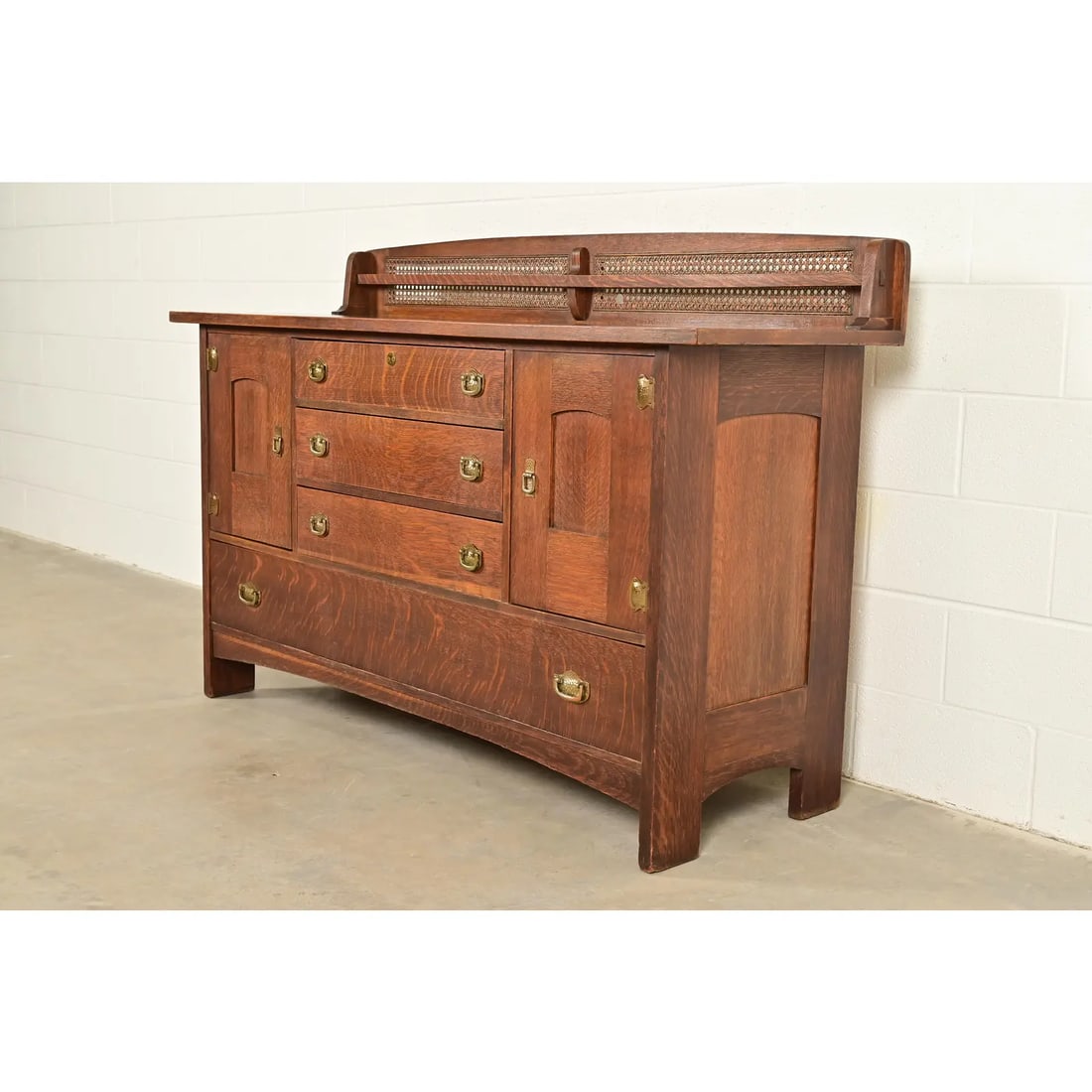 Lifetime Furniture Antique Mission Oak Arts & Crafts Sideboard, Circa 1910 - 3
