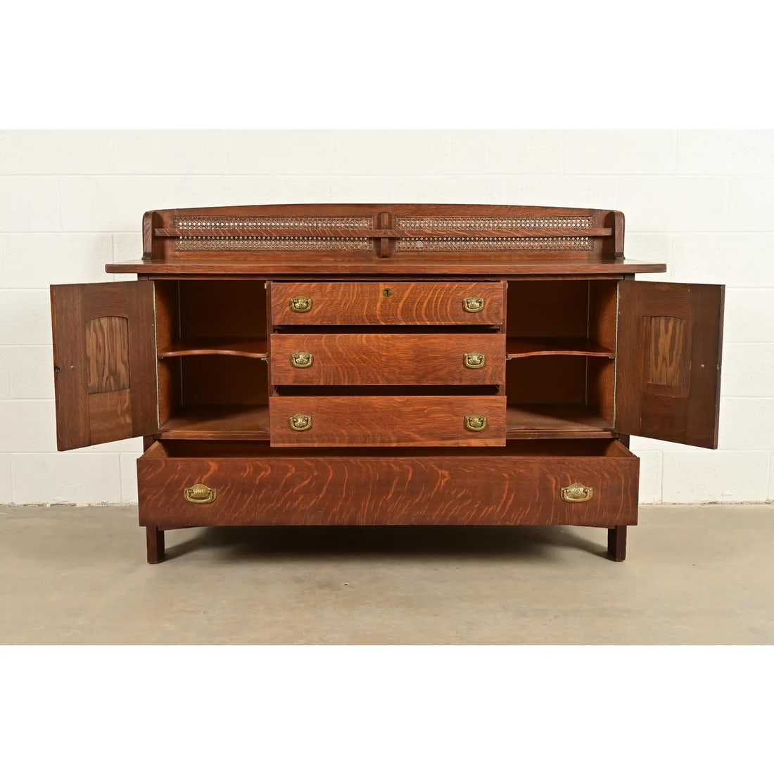 Lifetime Furniture Antique Mission Oak Arts & Crafts Sideboard, Circa 1910 - 5