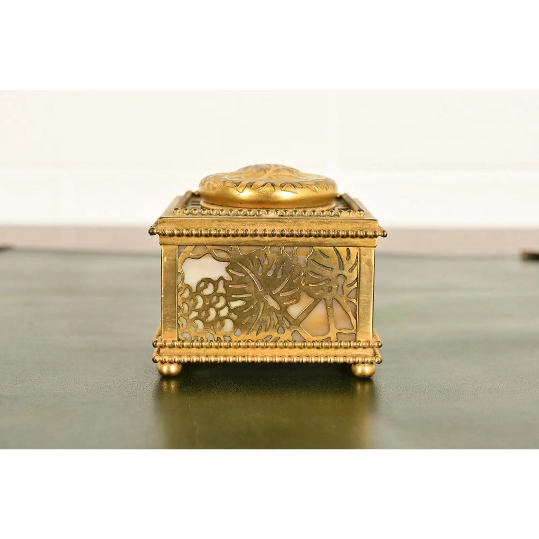 Tiffany Studios New York Grapevine Bronze Doré and Favrile Slag Glass Inkwell - 2