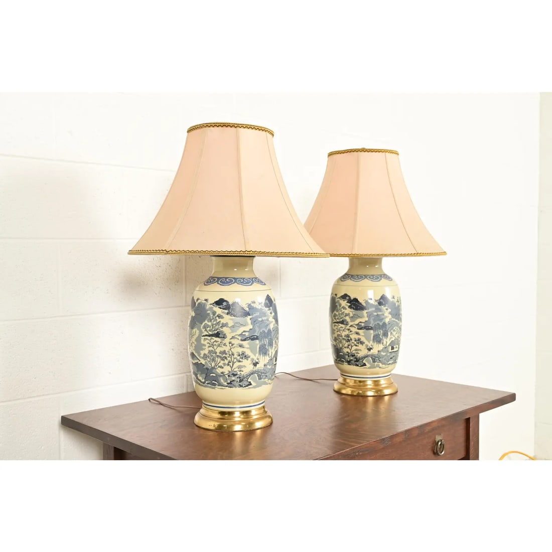 1970s Chinese Blue and White Porcelain Ginger Jar Table Lamps by Westwood - a Pair - 4