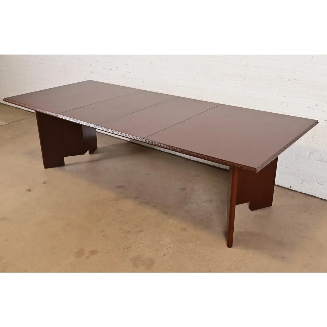 Frank Lloyd Wright for Heritage-Henredon Taliesin Mahogany Extension Dining Table, Newly Refinished - 12