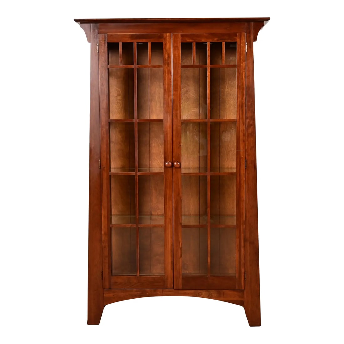 Ethan Allen Arts & Crafts Solid Cherry Wood Lighted Bookcase or Display Cabinet: A gorgeous Mission or Arts & Crafts style lighted display cabinet or bookcase In the manner of Gustav Stickley or Harvey Ellis By Ethan Allen USA, Late 20th Century Solid cherry wood, with mullioned g