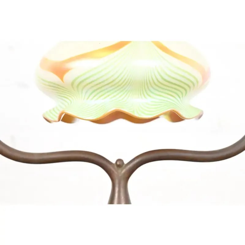 Tiffany Studios New York Bronze Harp Desk Lamp With Pulled Feather Favrile Glass Shade - 9