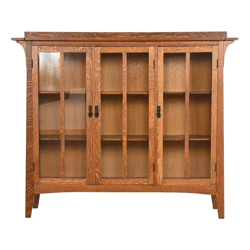 Limbert Style Mission Oak Arts and Crafts Triple Bookcase Cabinet: A beautiful Mission or Arts & Crafts triple bookcase cabinet In the manner of Charles P. Limbert Co. USA, Circa Late 20th Century Gorgeous quarter sawn oak, with mullioned glass front doors. Shelves a