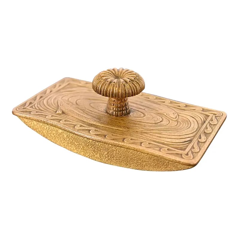 Tiffany Studios New York Nautical Bronze Doré Rocker Blotter: An exceptional Arts & Crafts or Art Deco period gilt bronze rocker ink blotter in the very rare Nautical pattern By Tiffany Studios (signed on the side) New York, USA, Early 20th Century Measures: 5.5