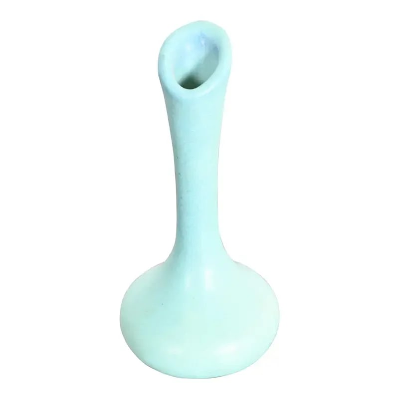 Van Briggle Arts & Crafts Turquoise Glazed Ceramic Bud Vase: A gorgeous Arts & Crafts period turquoise glazed ceramic art pottery bud vase By Van Briggle (signed to the underside) USA, Early 20th Century Measures: 3.13"W x 3.13"D x 7"H. Very good original vinta