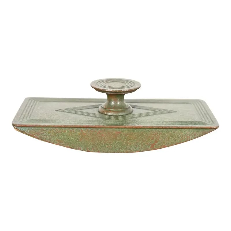 Tiffany Studios New York Graduate Bronze Rocker Blotter: A gorgeous antique bronze rocker ink blotter featuring the iconic Graduate pattern in verdigris green patina By Tiffany Studios (signed to the side) New York, USA, Early 20th Century Measures: 5.75"W 
