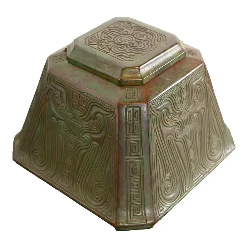 Tiffany Studios Chinese Pattern Bronze Inkwell: A gorgeous Arts & Crafts period "Chinese" pattern bronze inkwell By Tiffany Studios (signed to the underside) New York, USA, Early 20th Century Measures: 6.25"W x 6.25"D x 4.5"H. Good original vintage