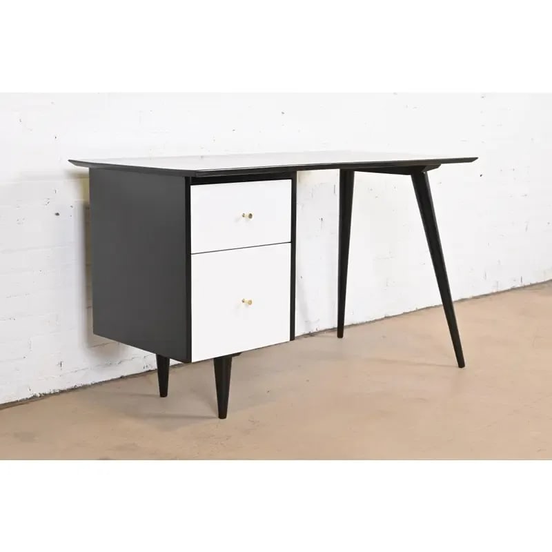 Paul McCobb Planner Group Black and White Lacquered Writing Desk, Newly Refinished - 3