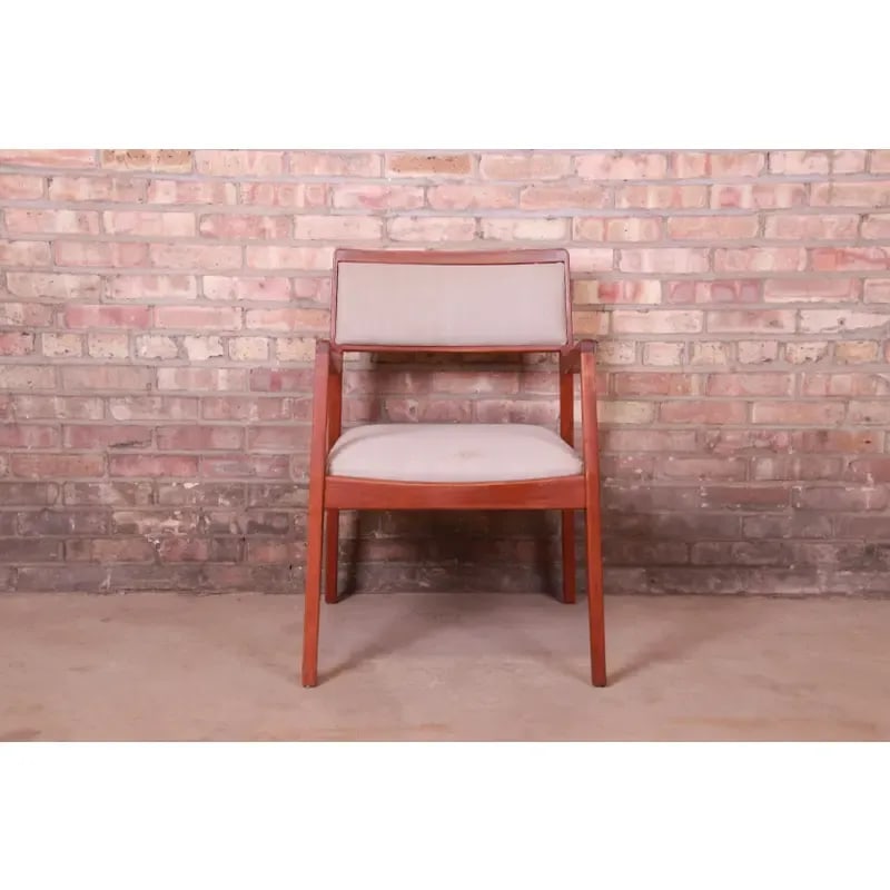 Jens Risom Mid-Century Modern Sculpted Walnut Playboy Lounge Chair, 1960s - 3