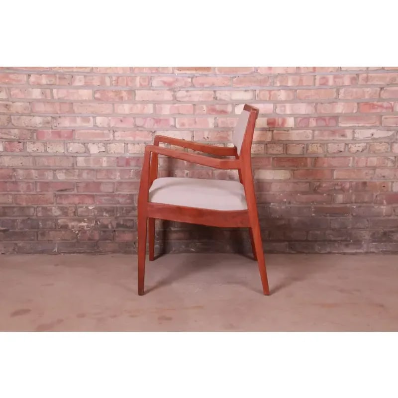 Jens Risom Mid-Century Modern Sculpted Walnut Playboy Lounge Chair, 1960s - 8