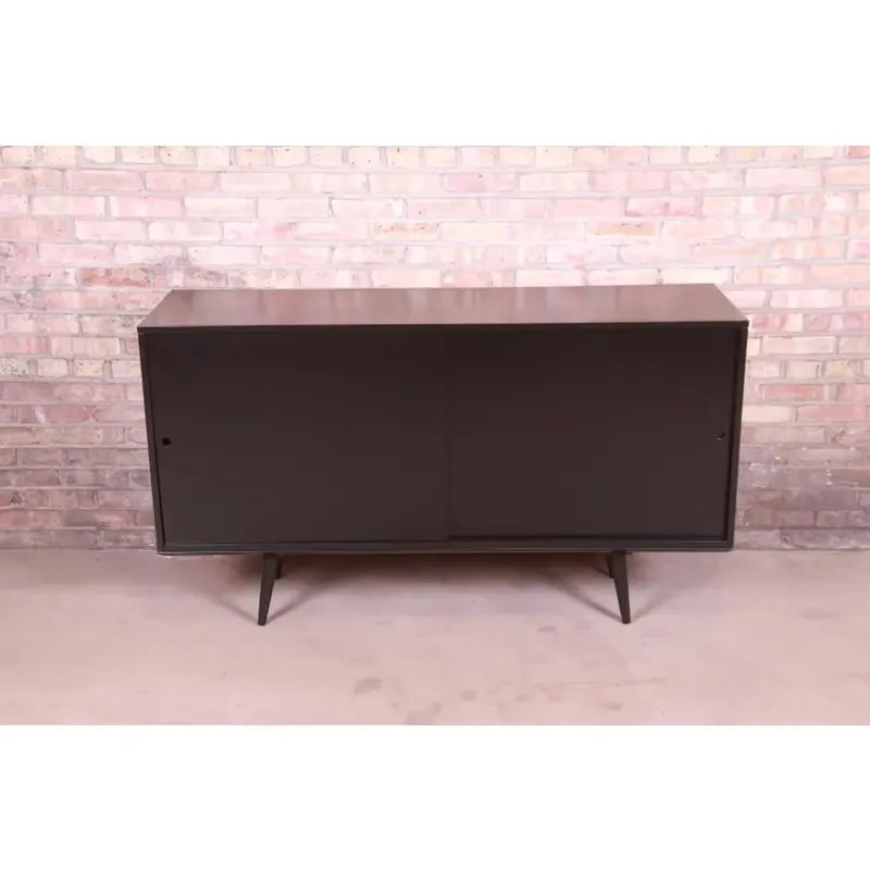 Paul McCobb Planner Group Mid-Century Modern Black Lacquered Sideboard Credenza, Newly Refinished - 3