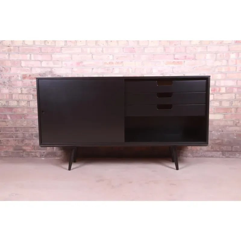 Paul McCobb Planner Group Mid-Century Modern Black Lacquered Sideboard Credenza, Newly Refinished - 7